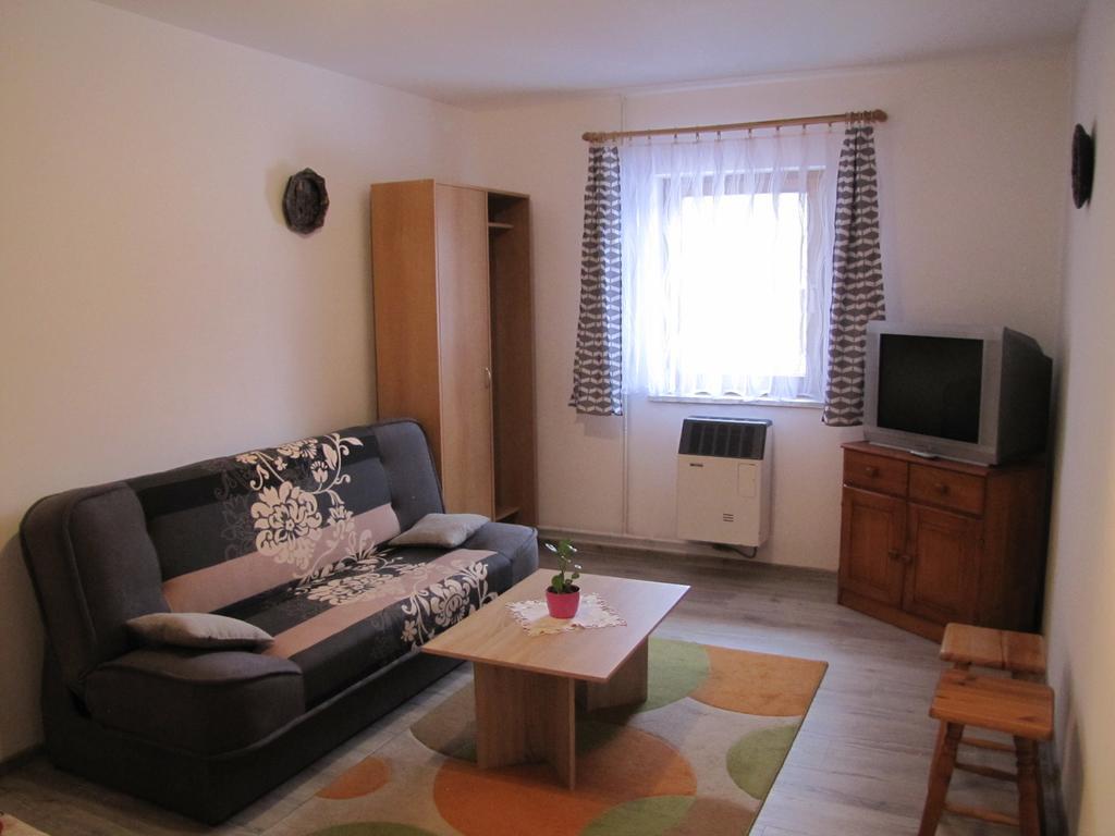 Privat Magdalena Apartment Bešeňová Exterior foto