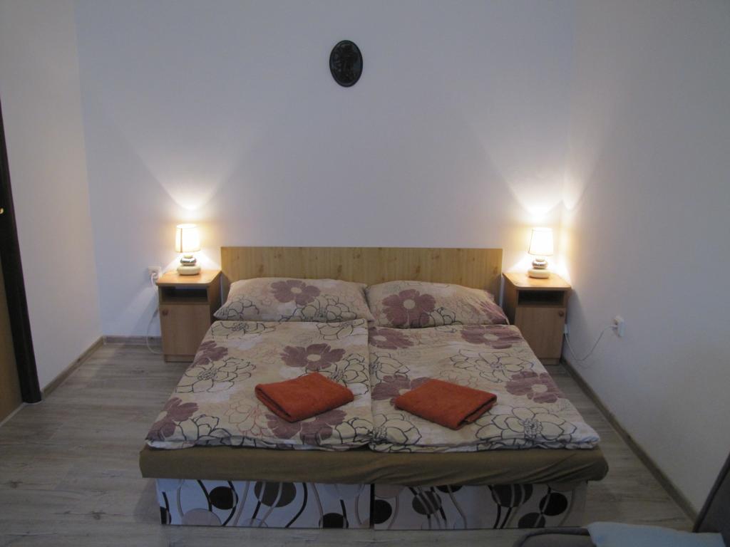 Privat Magdalena Apartment Bešeňová Exterior foto